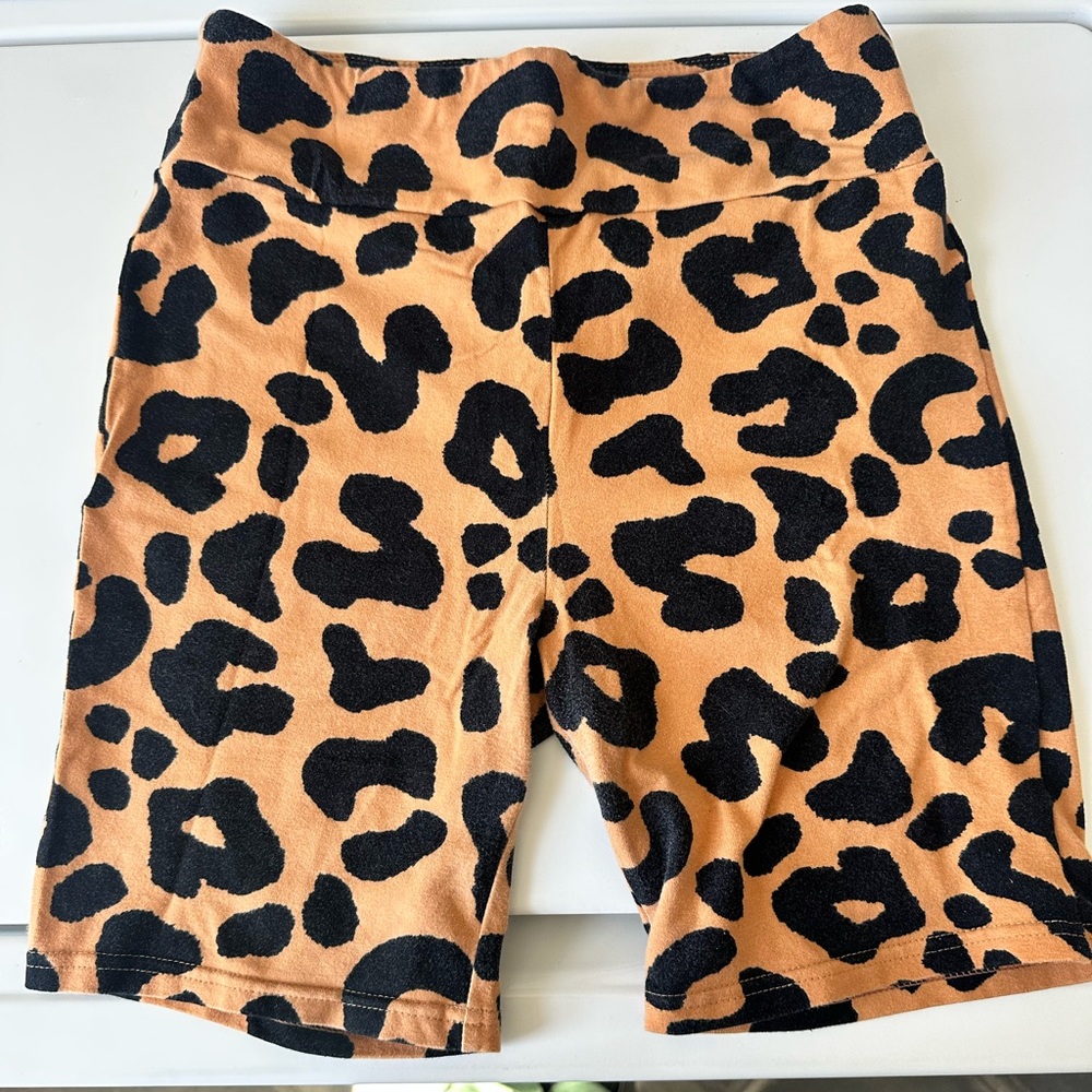LuLaRoe Cotton Feel Leopard Print Biker Shorts, size medium